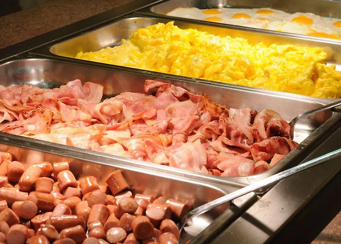 Apartahotel Oasis 3*