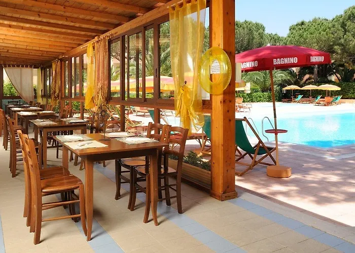 Apartahotel Oasis 3*