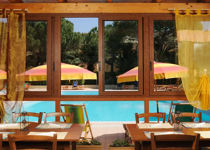 Apartahotel Oasis 3*