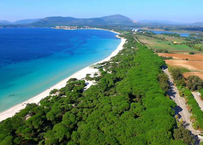 Oasis Apartahotel 3*