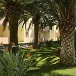 Aparthotel Oasis 3*