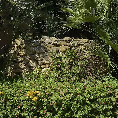 Oasis Apartmanhotel