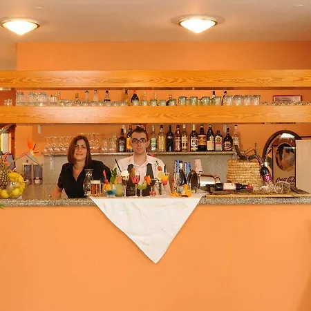 Oasis אלגהרו