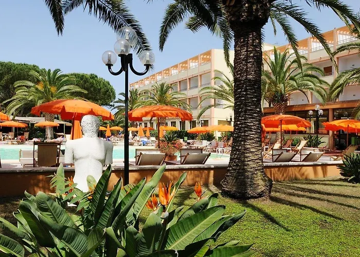 Oasis Apartmanhotel 3*